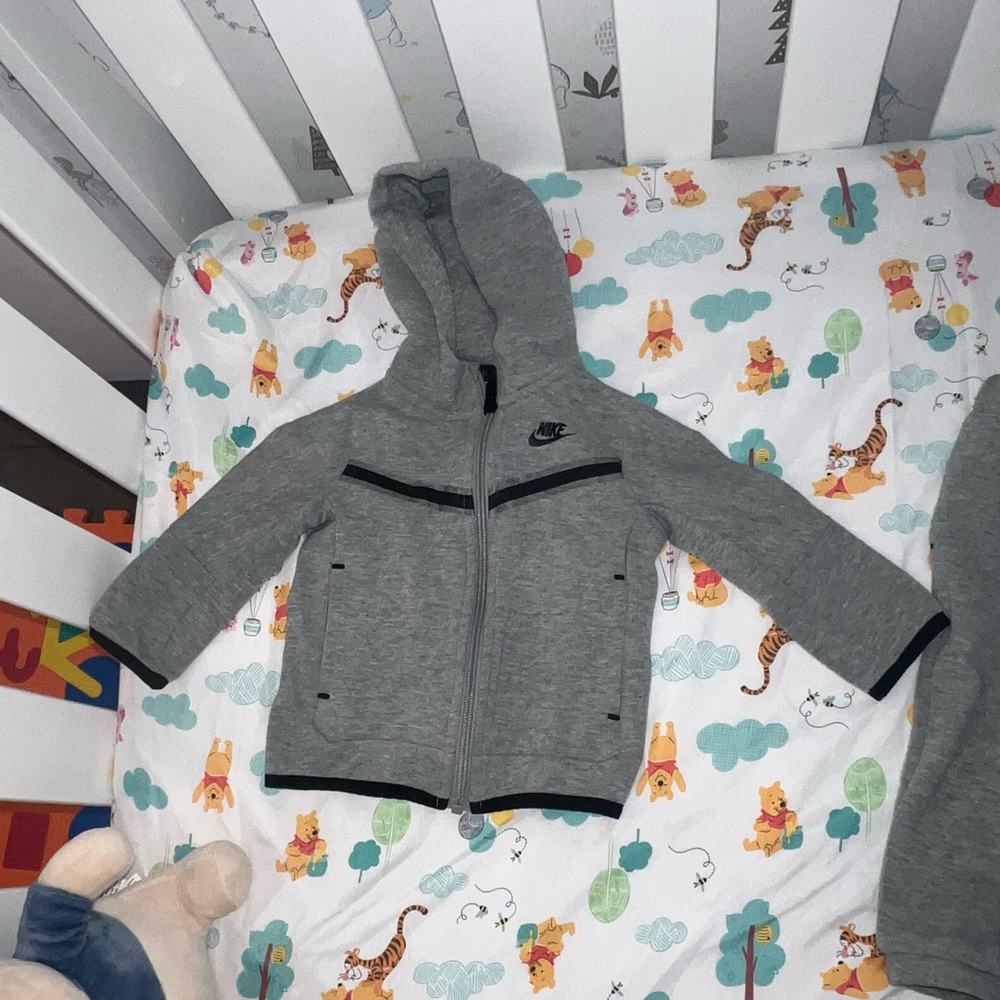 12 months Nike tech suit